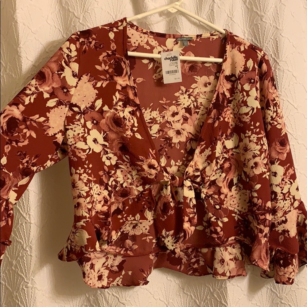 Floral crop top 💕🎀